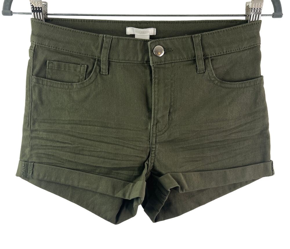 H&M Olive Green Short Cotton Denim Mid-Rise Dark Wash Roll Cuff Zip Fly Size 2